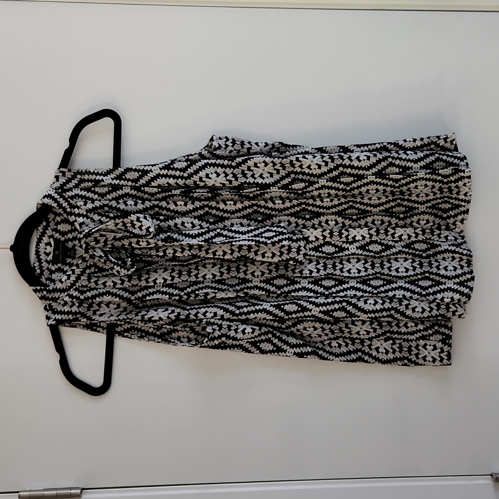 EUC Worthington blouse tank top, size medium, priced to sell